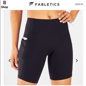 Trinity Mid-Rise Pocket Short